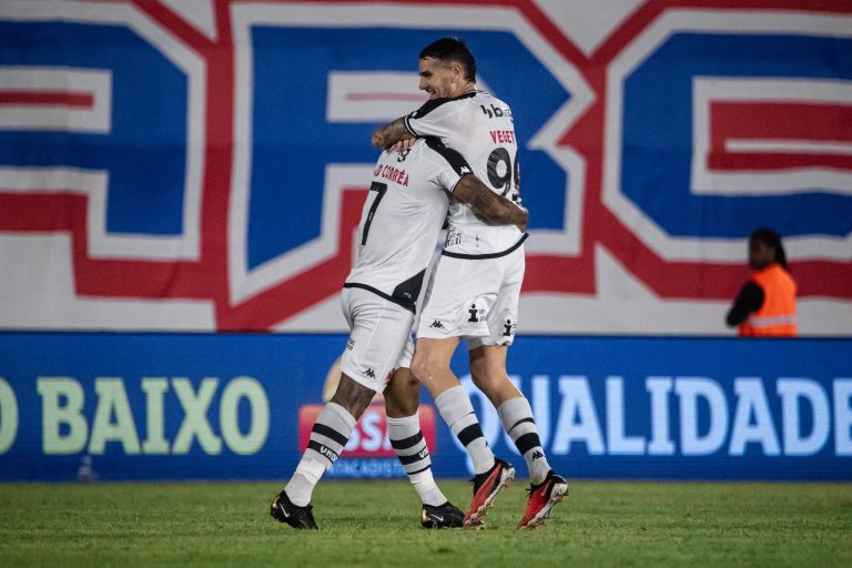 Vegetti em Marcílio Dias x Vasco pela Copa do Brasil 2024