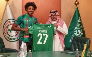 Vitinho atacante, ex-Flamengo, está na mira do Corinthians