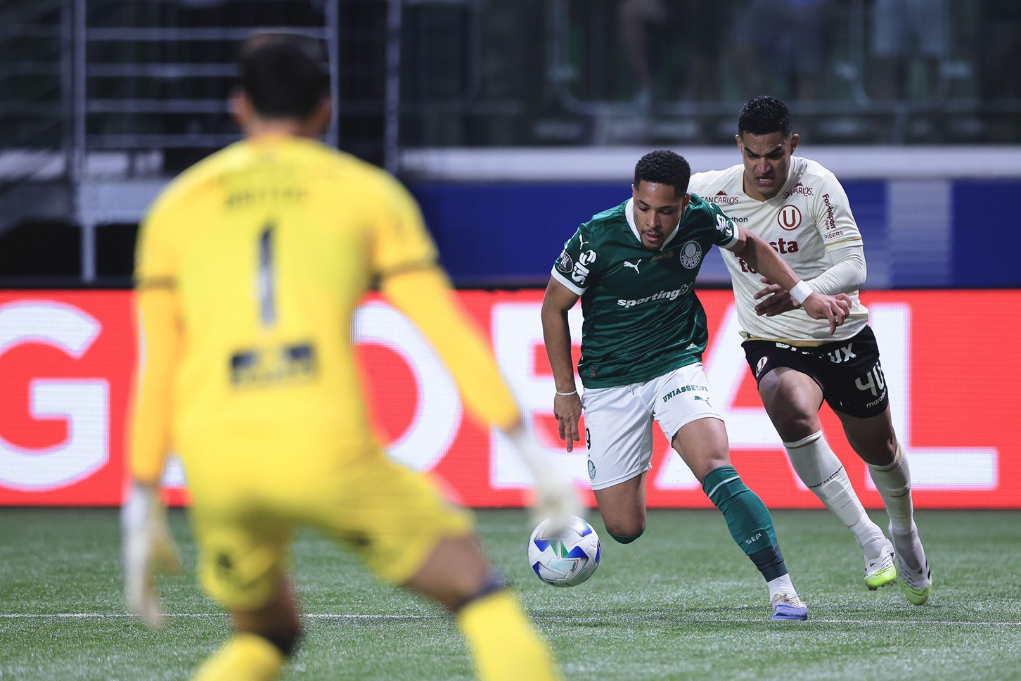 Vitor Roque em Palmeiras x Universitario pela Libertadores 2025