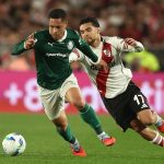 Vitor Roque em River Plate x Palmeiras pela Libertadores 2025