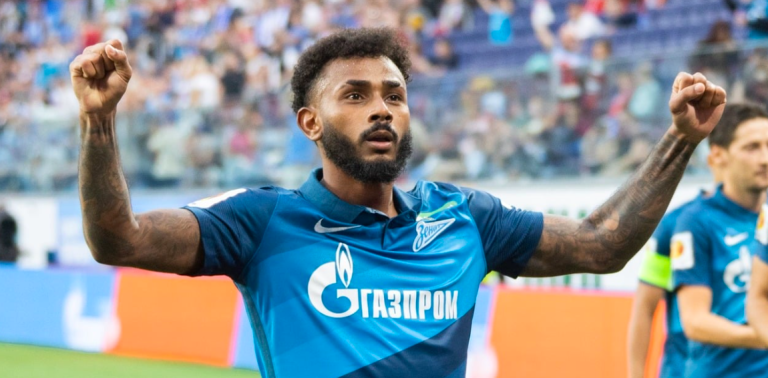 Wendel com a camisa do Zenit São Petersburgo, da Rússia