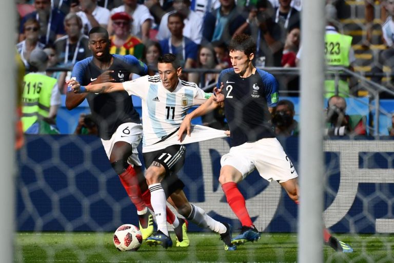 Argentina e França jogam a final da Copa do Mundo.