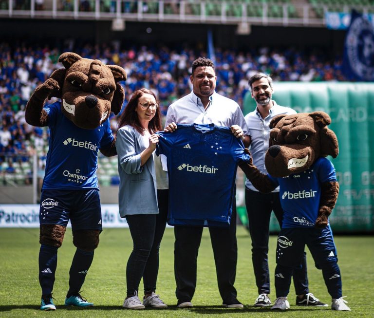 Ronaldo Nazário não tem pressa com Cruzeiro Feminino: "Futuro brilhante!"