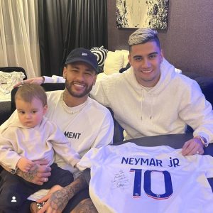 Neymar e Andreas Pereira.