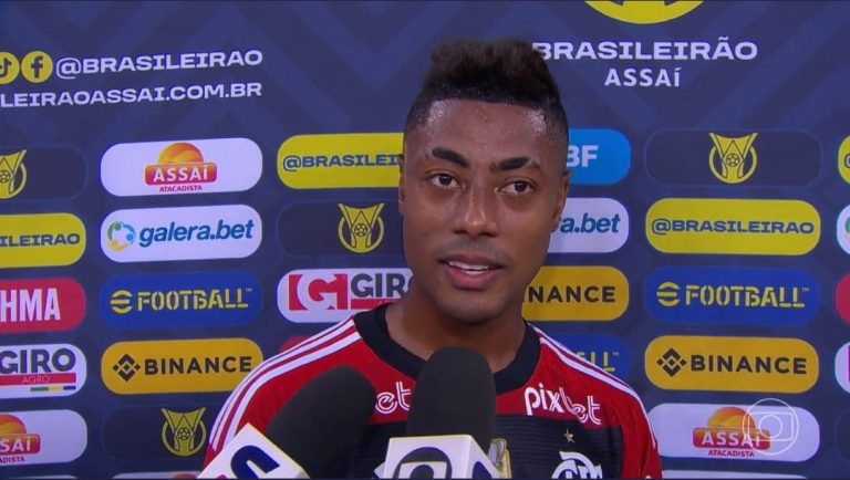 Bruno Henrique comemora retorno ao futebol: “Estou aqui fazendo o que mais amo”