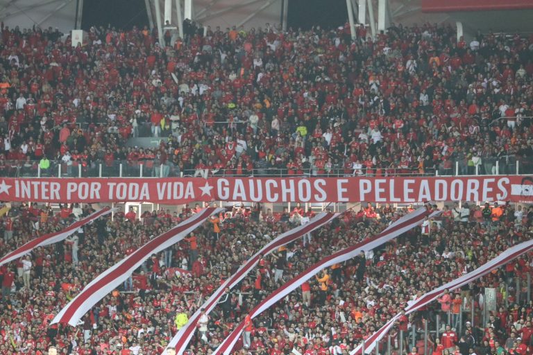 Inédito: torcida do Inter quebra recorde de público em partida contra o River