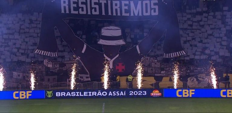 Torcida do Vasco faz festa especial na volta a São Januário