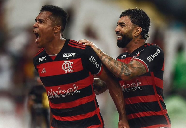 Flamengo venceu Corinthians