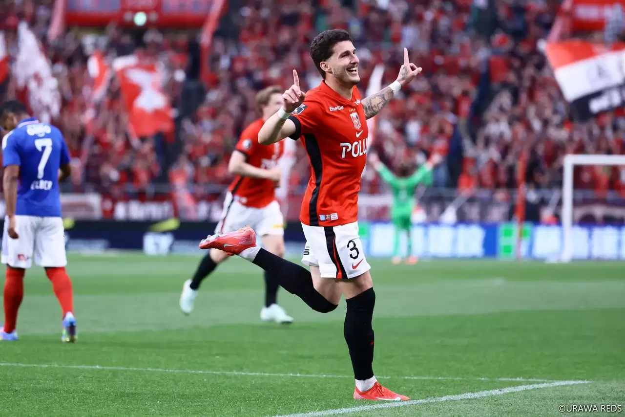 Danilo Boza se destaca no futebol japonês