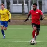 Gustavo Lucenner celebra oportunidade no futebol espanhol e mira confrontos contra times da Elite