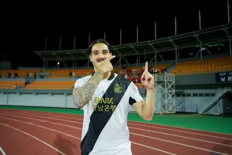 Léo Kalil celebra a marca de 200 jogos como atleta profissional