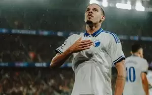 Brasileiro Gabriel Pereira marca gol decisivo e mantém Copenhagen vivo na Champions League