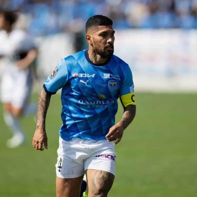 Yuri Lara comenta semifinal da Levain Cup: "Serão dois jogos bem duros"