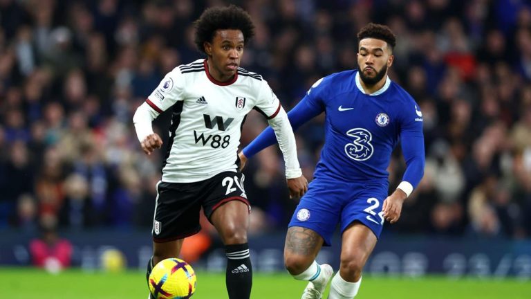 Willian decide seu futuro na Premier League