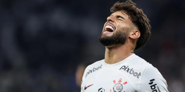 Má fase? Yuri Aberto vive jejum no Corinthians e Mano Menezes liga sinal de alerta