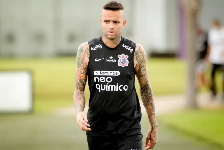 Luan em treino do Corinthians — Foto: Rodrigo Coca/Ag. Corinthians