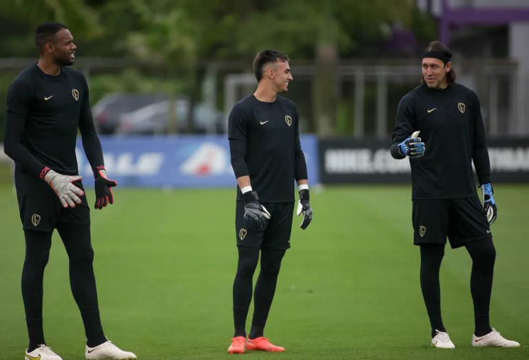 Goleiro do Corinthians recebe sondagens de clubes da Série A; confira