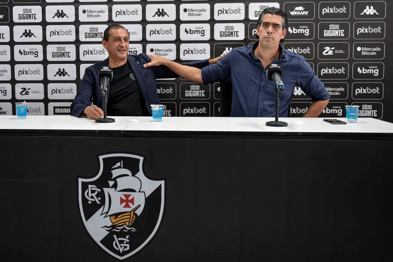 Ideia do Vasco é contratar mais quatro reforços, pelo menos, nesta janela de transferências; confira o andamento das negociações