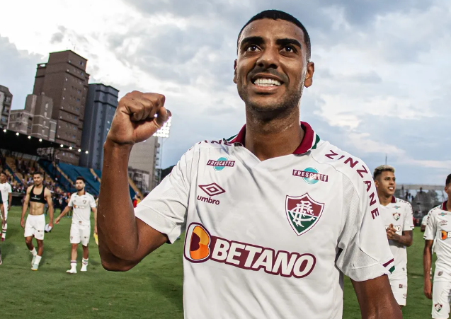 Alan, atacante do Fluminense