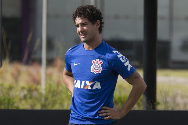 Alexandre Pato em treinamento do Corinthians