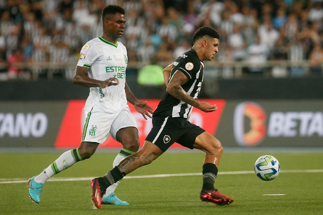 Wanderson, zagueiro, e Luis Henrique, atacante, em Botafogo x América-MG