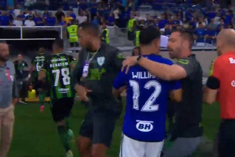 Jogadores de Cruzeiro e América-MG se estranharam