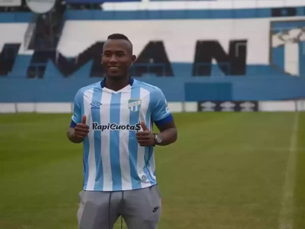 Jogador de 22 anos morre durante treino do Atlético Tucumán