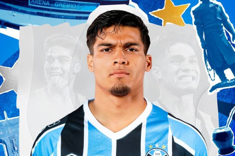 Arezo, do Grêmio