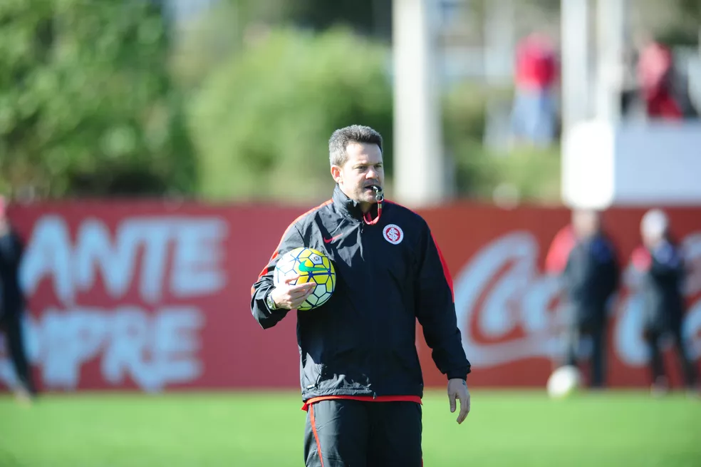 Argel é o último técnico campeão pelo Inter