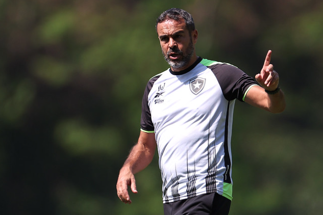 Artur Jorge, técnico do Botafogo