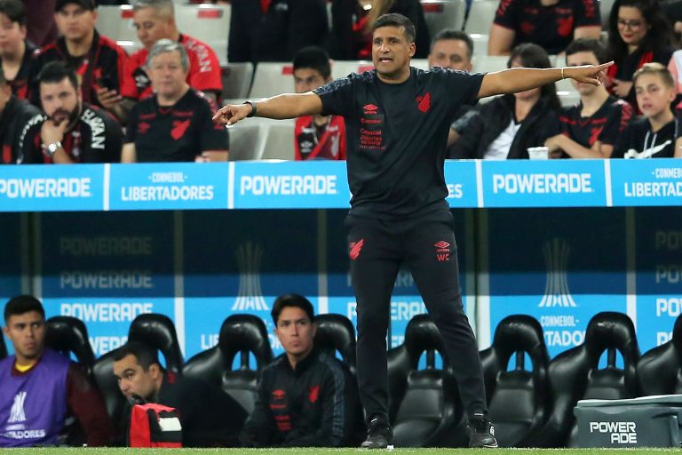 Athletico Paranaense v Alianza Lima - Copa CONMEBOL Libertadores 2023