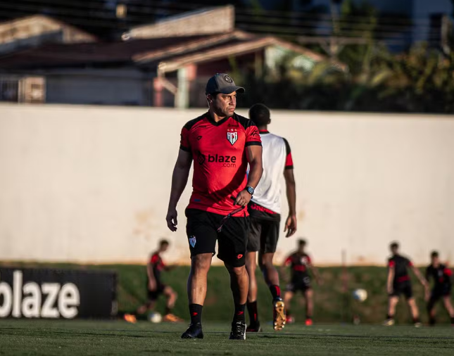 Anderson Gomes, técnico do Atlético-GO