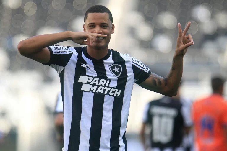 Botafogo venceu o Audax por 2 a 0