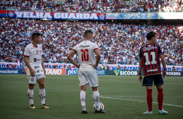 Jogadores de Bahia e Vitória