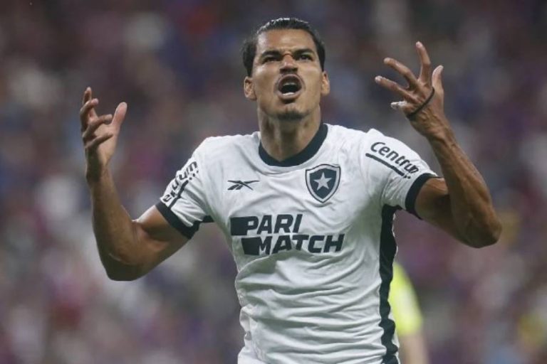 Danilo Barbosa, do Botafogo