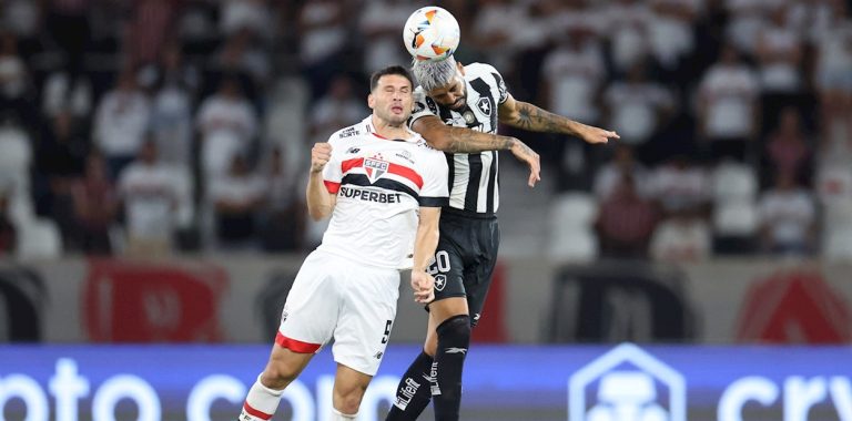 Barboza e Calleri em Botafogo x São Paulo