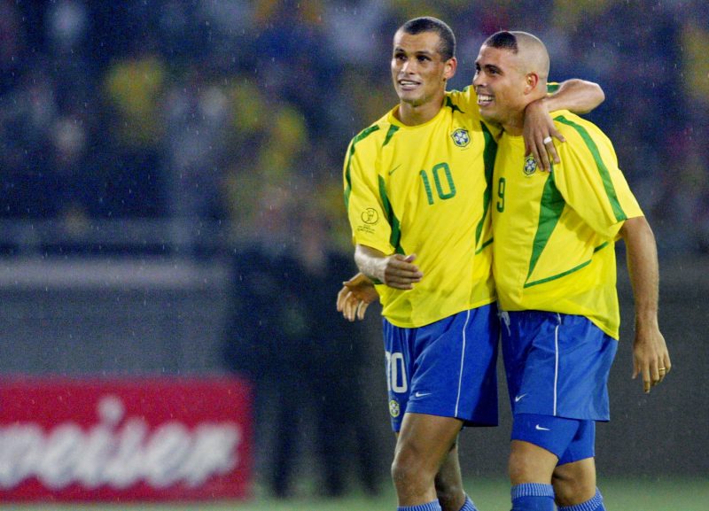 Rivaldo e Ronaldo pela seleção brasileira