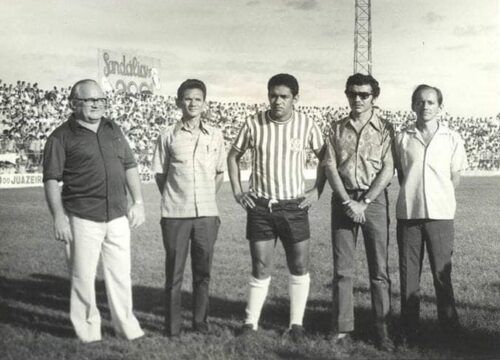 O último clube de Garrincha foi o Olaria