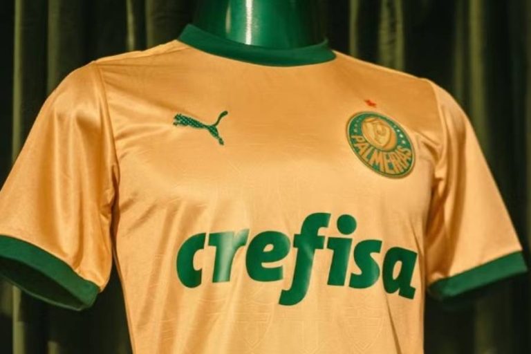 Palmeiras lançou a terceira camisa na cor dourada