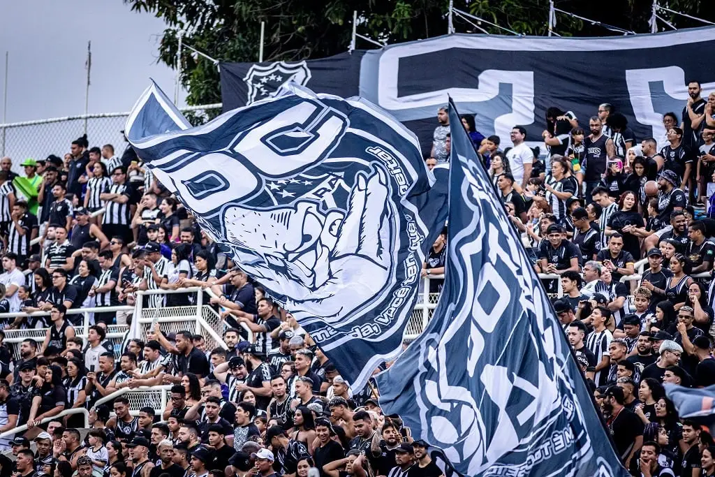 Torcida do Ceará no Presidente Vargas