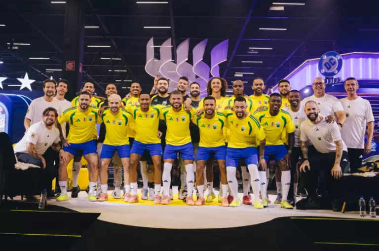 Jogadores e comissão técnica da seleção brasileira da Copa do Mundo da Kings League 2026