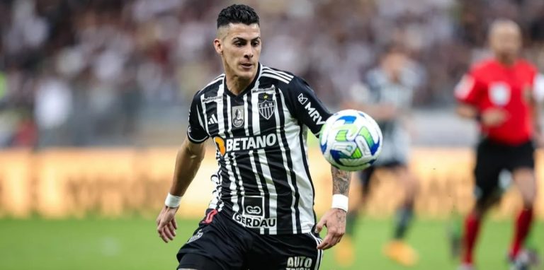 Pavón deve ser anunciado como novo reforço do Grêmio — Foto: Gilson Lobo / AGIF