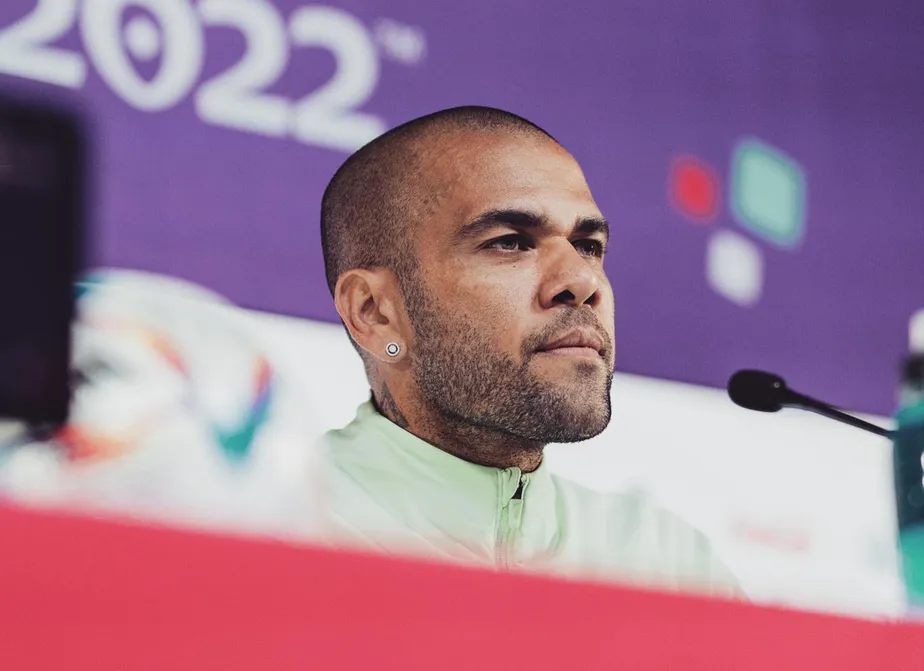 Dani Alves — Foto: Reprodução / Getty Images