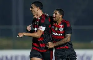 Jogadores do Flamengo comemoram em jogo pela Libertadores Sub-20 2025. Foto: Reprodução/Conmebol