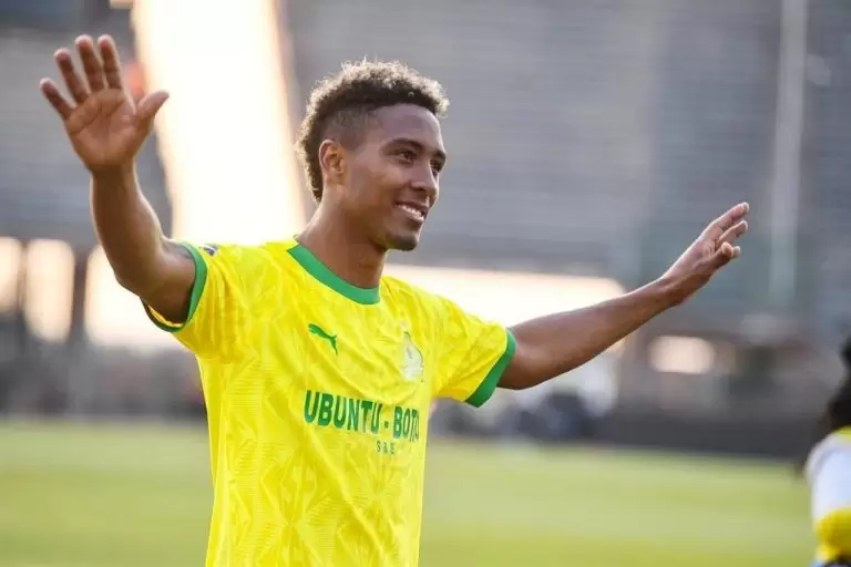 Lucas Ribeiro, brasileiro do Mamelodi Sundowns, está na mira do Fluminense