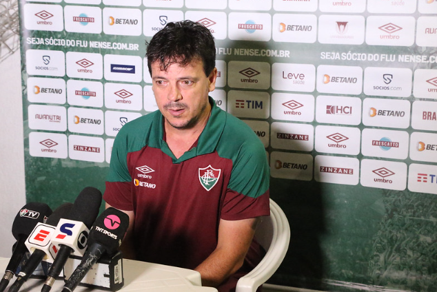 Fernando Diniz, técnico do Fluminense