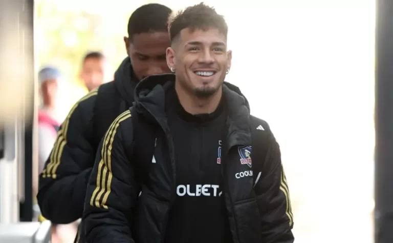 Vasco negocia com zagueiro uruguaio Alan Saldivia