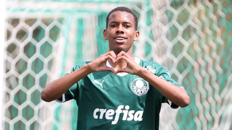 Estêvão, atacante do Palmeiras