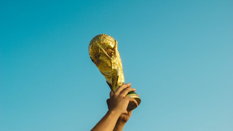 Partidas além das participações da seleção brasileira para acompanhar na fase de grupos do Qatar. Foto: Fauzan Saari/Unsplash.