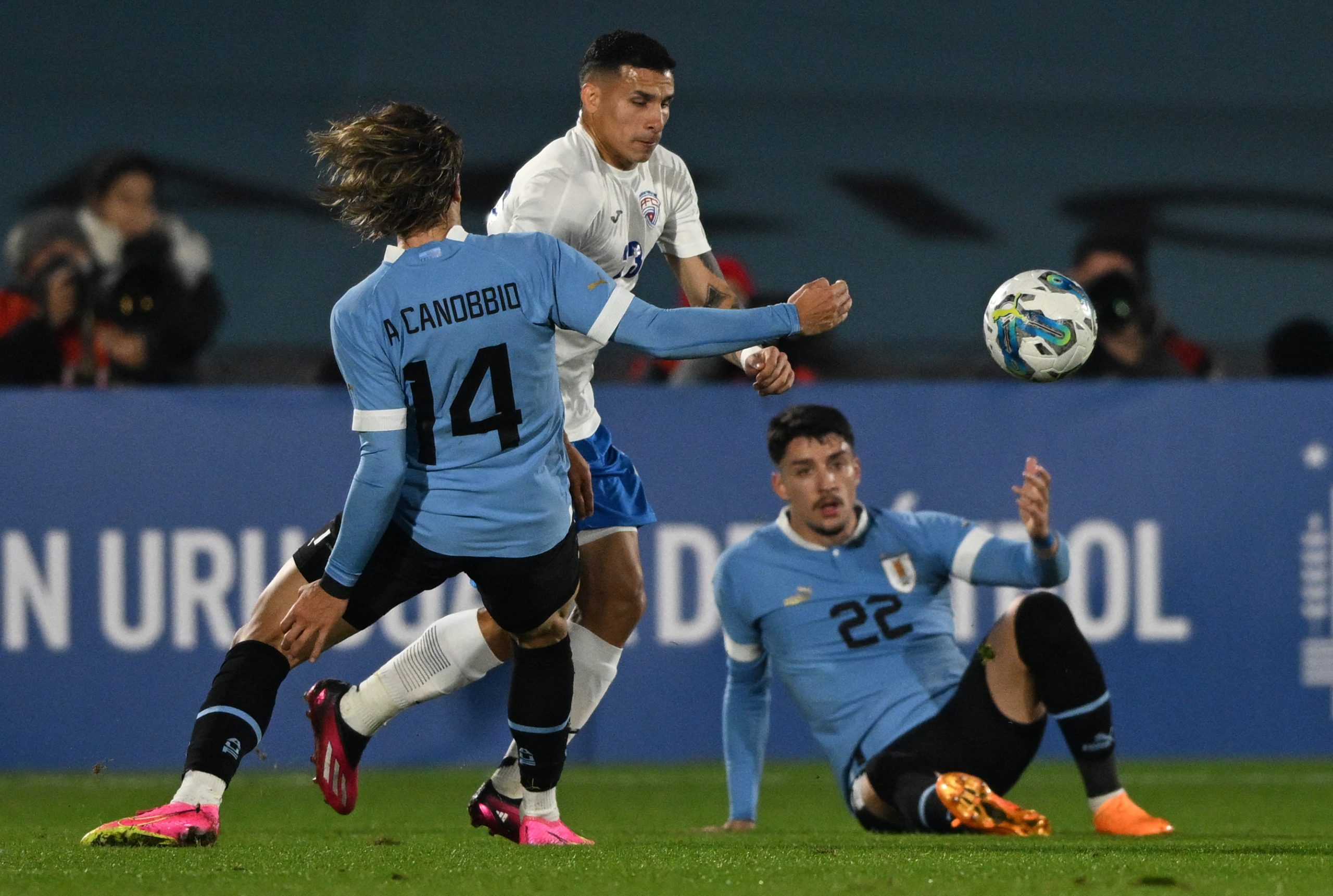 Titulares com o Uruguai, Piquerez e Bruno Méndez se destacam em vitória  sobre Cuba